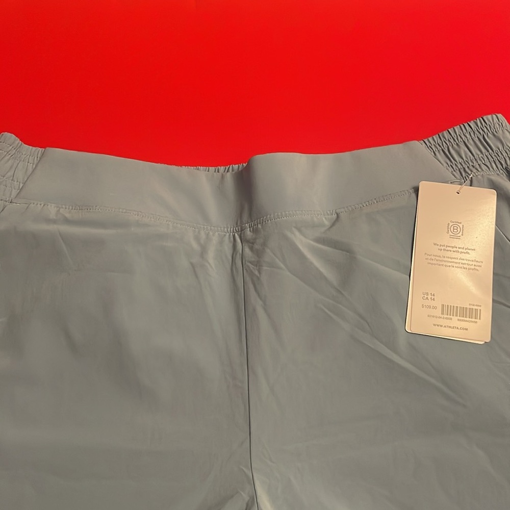 Athleta NWT women’s Brooklyn Lined Jogger pants - Picture 2 of 7